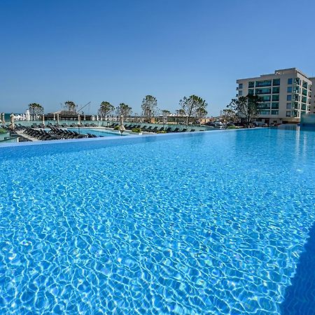 Aqua Vista Infinity Resort & Spa - Studio Lux - Piscina Infinity, Jacuzzi, Sauna, Gym - Privat Нэводари Экстерьер фото