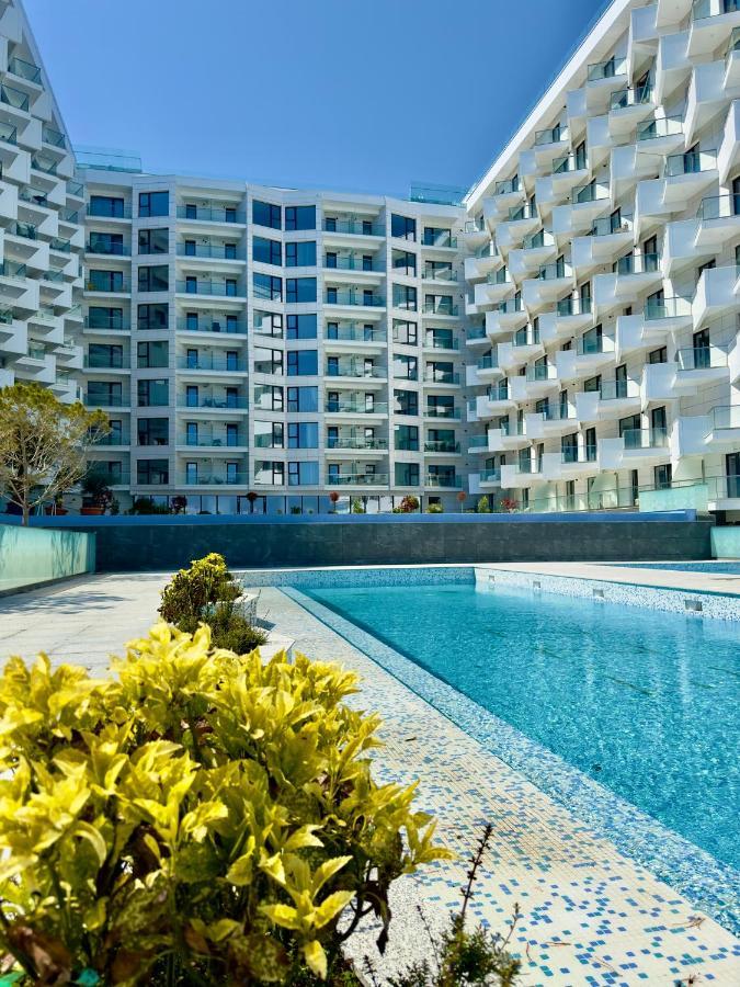 Aqua Vista Infinity Resort & Spa - Studio Lux - Piscina Infinity, Jacuzzi, Sauna, Gym - Privat Нэводари Экстерьер фото