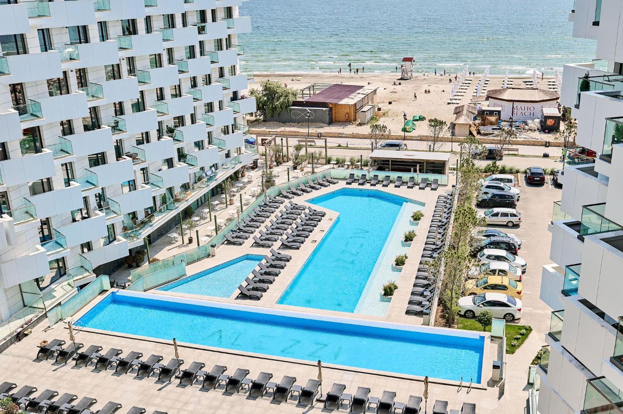 Aqua Vista Infinity Resort & Spa - Studio Lux - Piscina Infinity, Jacuzzi, Sauna, Gym - Privat Нэводари Экстерьер фото